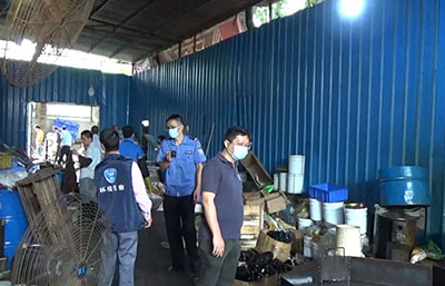 雷霆出擊，對(duì)違法排污企業(yè)零容忍！